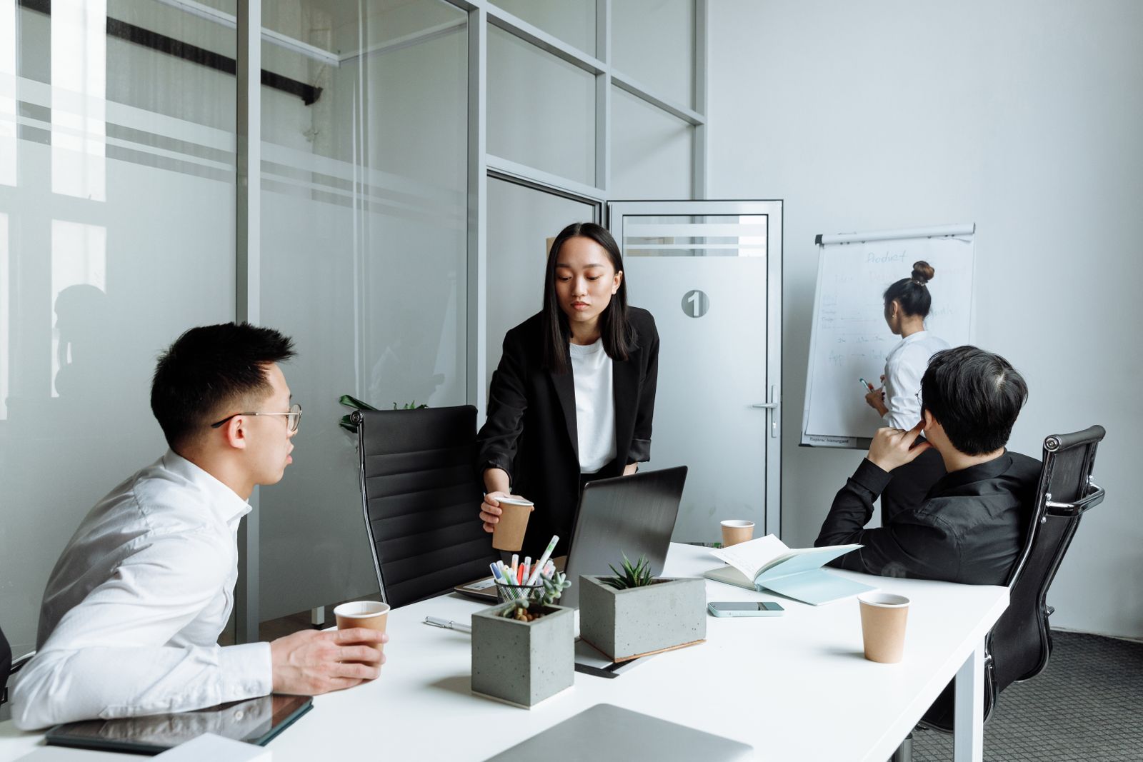 How to Start a Web Hosting Reseller Business